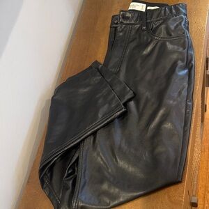 Abercrombie Vegan Leather The 90s Straight Ultra High Rise curve love